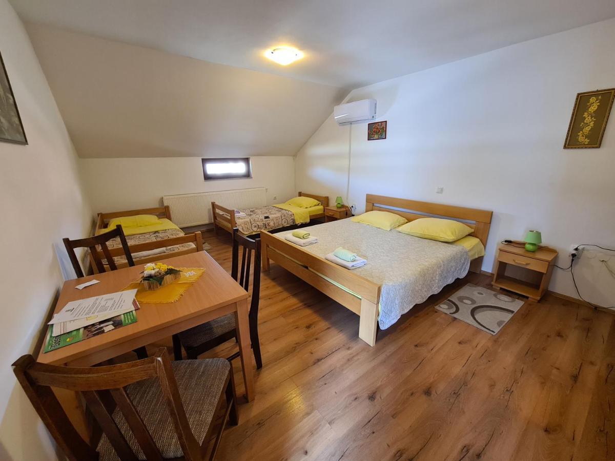 Guest House Aquarius Bosnjaci Экстерьер фото