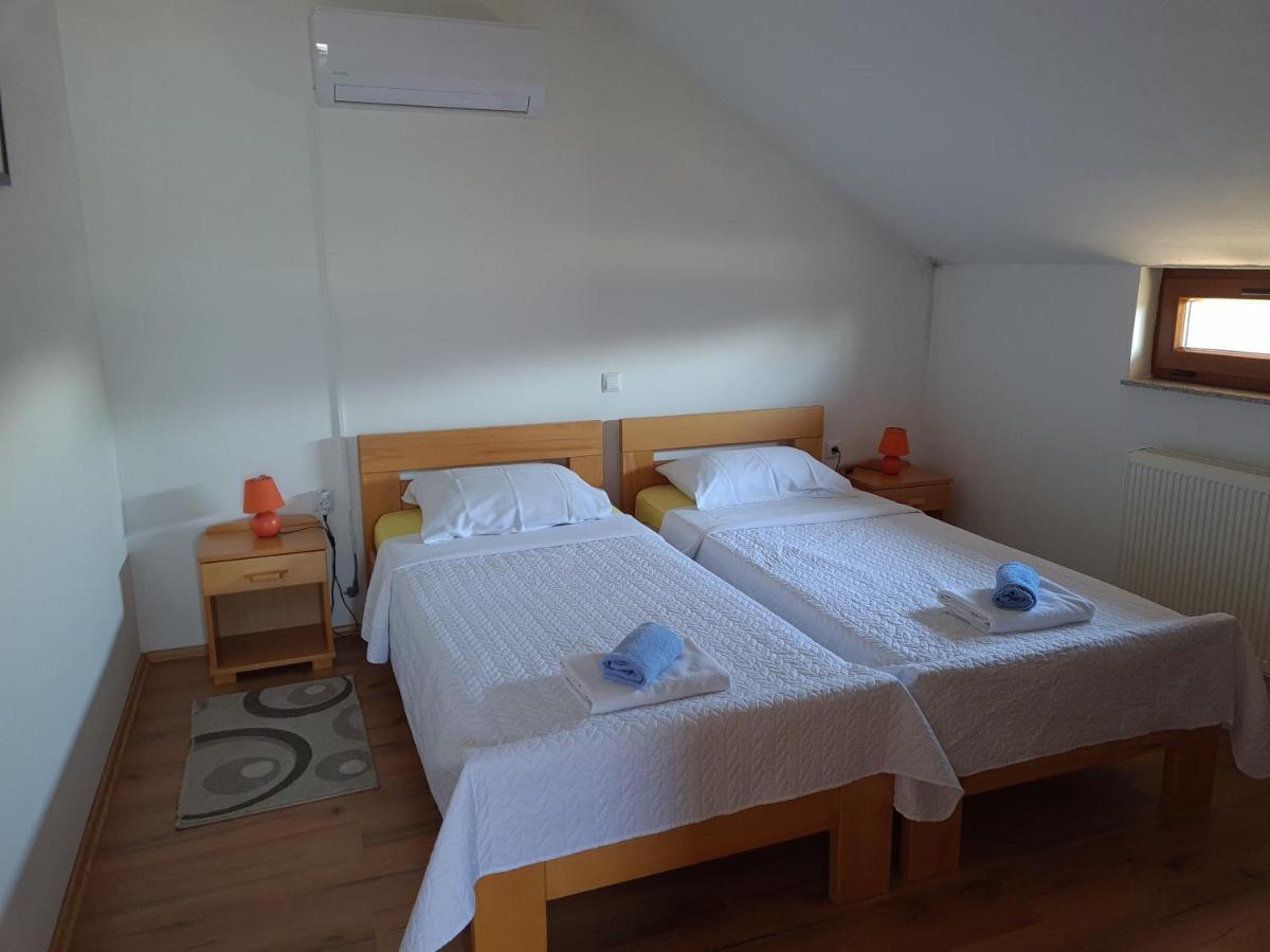 Guest House Aquarius Bosnjaci Экстерьер фото
